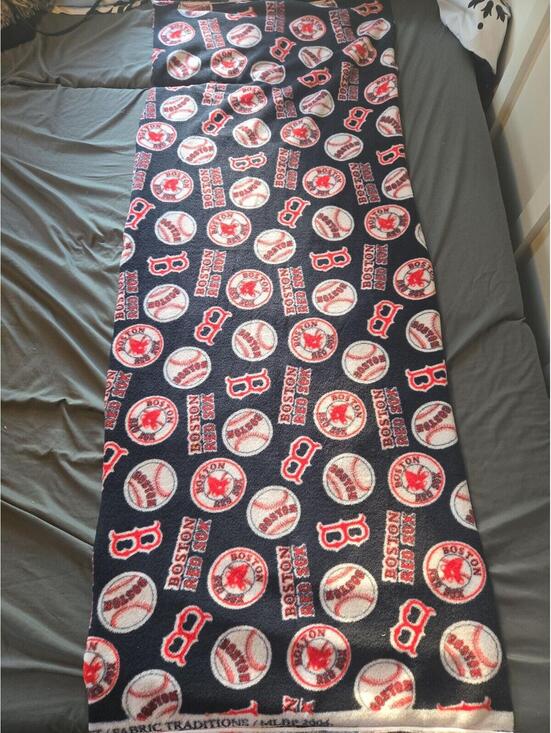 Other - 2004 Boston Red Sox MLB Fleece Fabric Remnant 5' x 2'